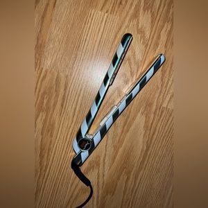 CHI Air hair straightener